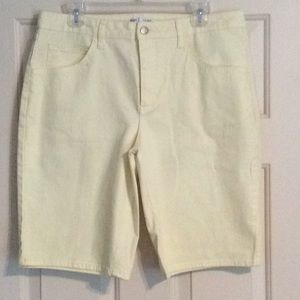 🌟 BUNDLE 3 For $12 - Lee Riders - Soft Yellow